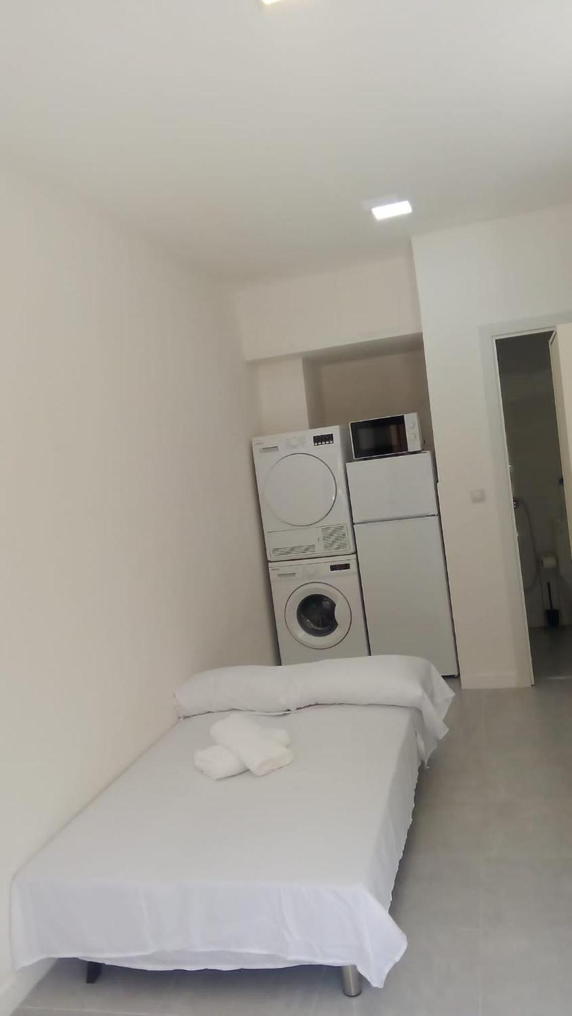 Estudio Encantador Cerca Del Carrefour Rosaleda 1 Apartament Màlaga