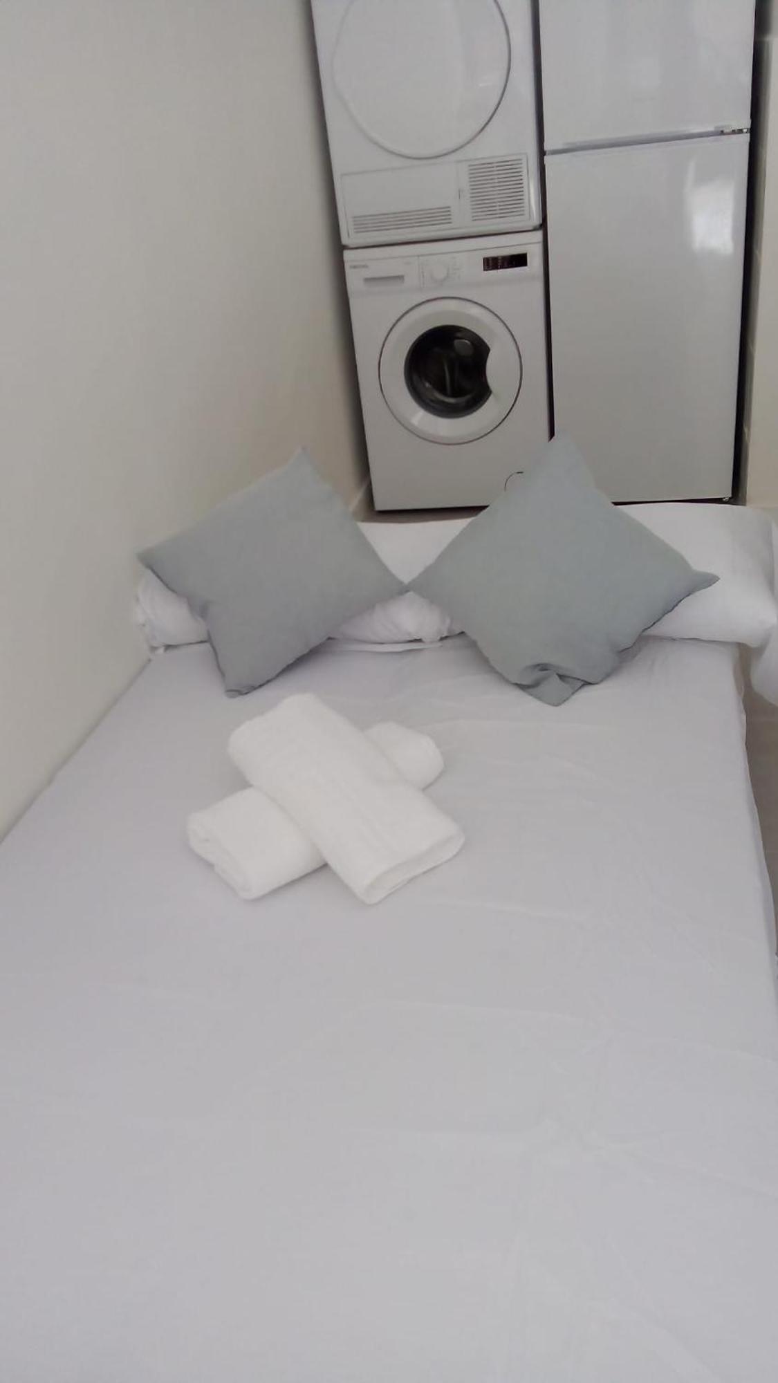 Apartament Estudio Encantador Cerca Del Carrefour Rosaleda 1