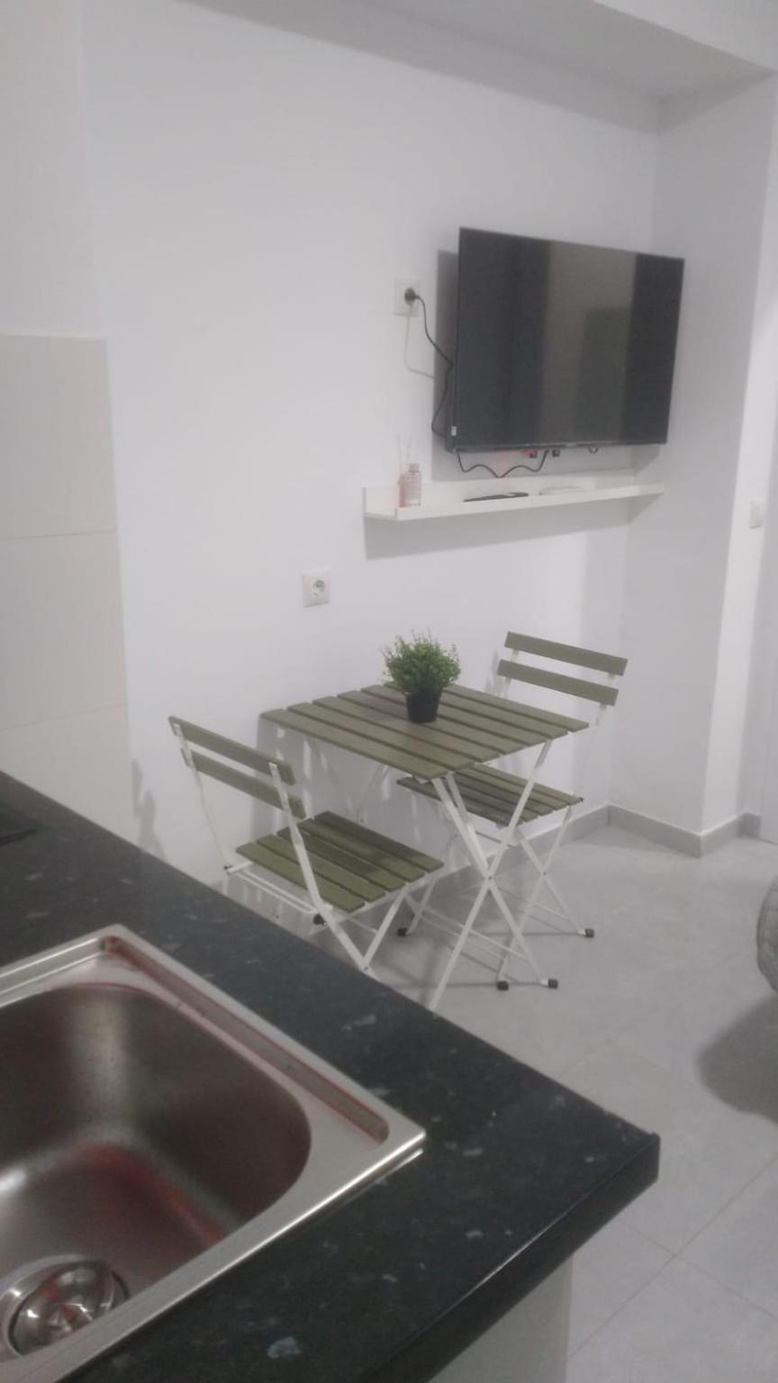 Estudio Encantador Cerca Del Carrefour Rosaleda 1 Màlaga