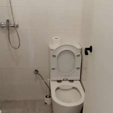 Estudio Encantador Cerca Del Carrefour Rosaleda 1 Malaga Zewnętrze zdjęcie