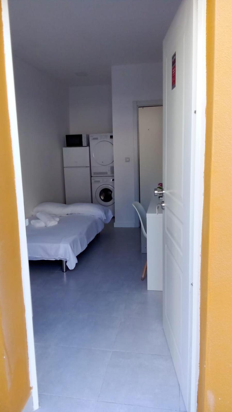 Apartament Estudio Encantador Cerca Del Carrefour Rosaleda 1