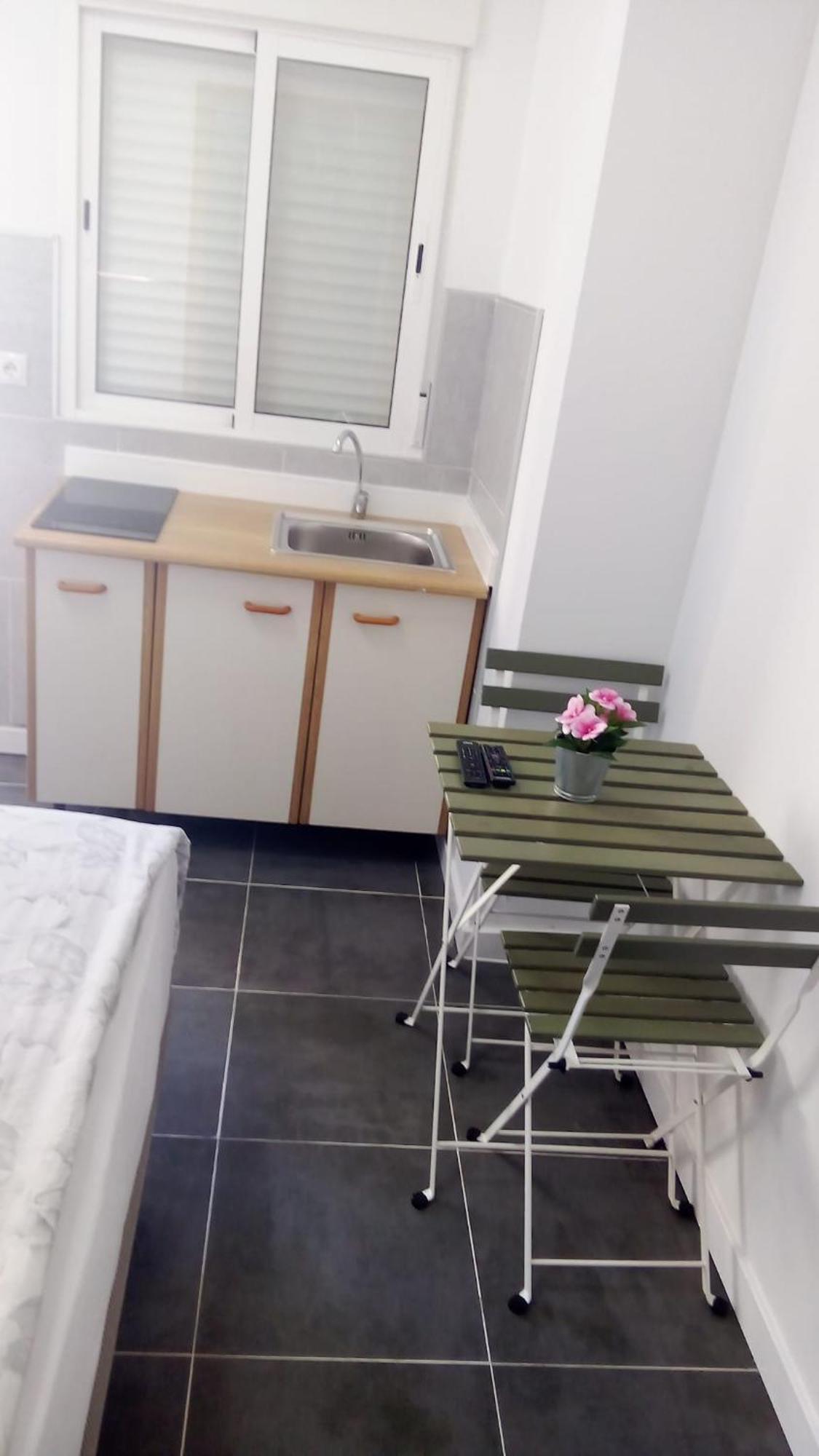 Estudio Encantador Cerca Del Carrefour Rosaleda 1 Apartament *